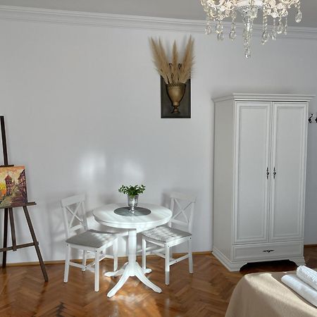 Residence Piata Armelor Sibiu Exterior foto