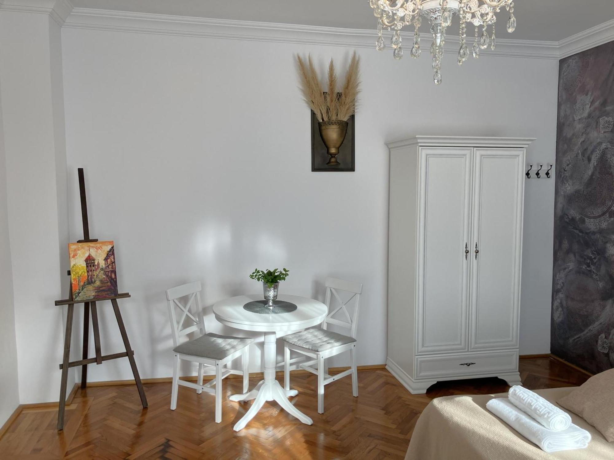 Residence Piata Armelor Sibiu Exterior foto